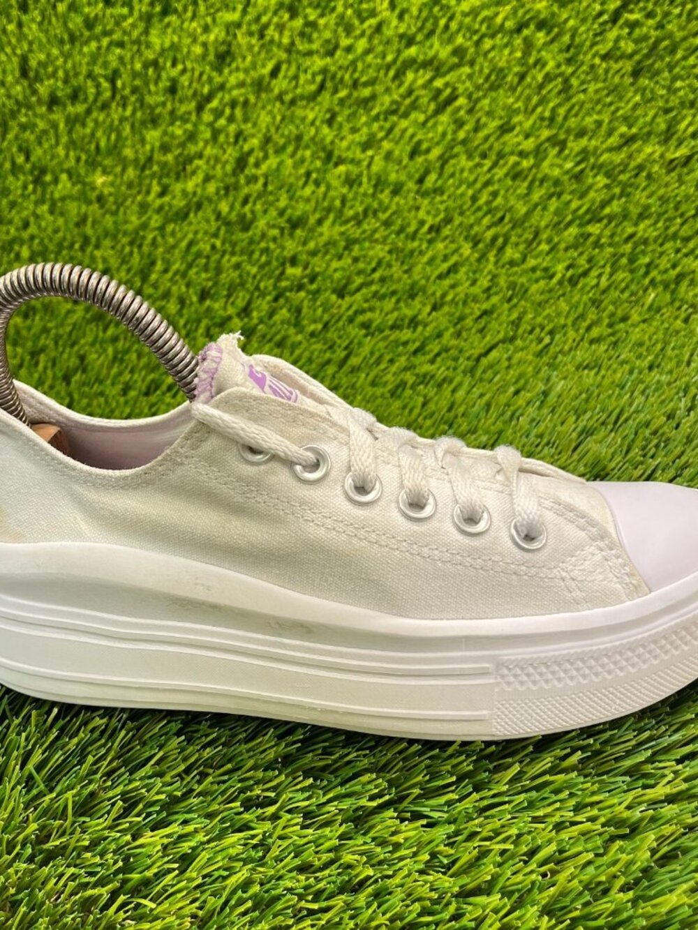 Converse Chuck Taylor All Star Boy Size 4.5 White Walking Athletic Shoe Sneakers